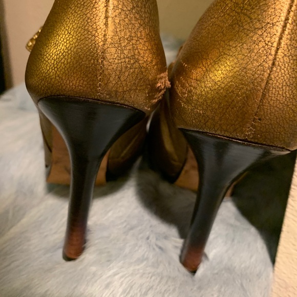 GOLD STUDDED BOW TIE ANKLE BOOT - Picture 8 of 15